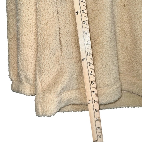 UGG  Cozy Pullover size small - Picture 8 of 8